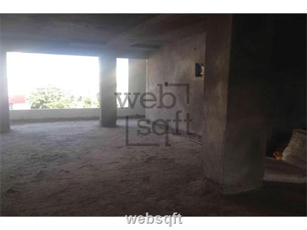 Retail showroom shop for Rent